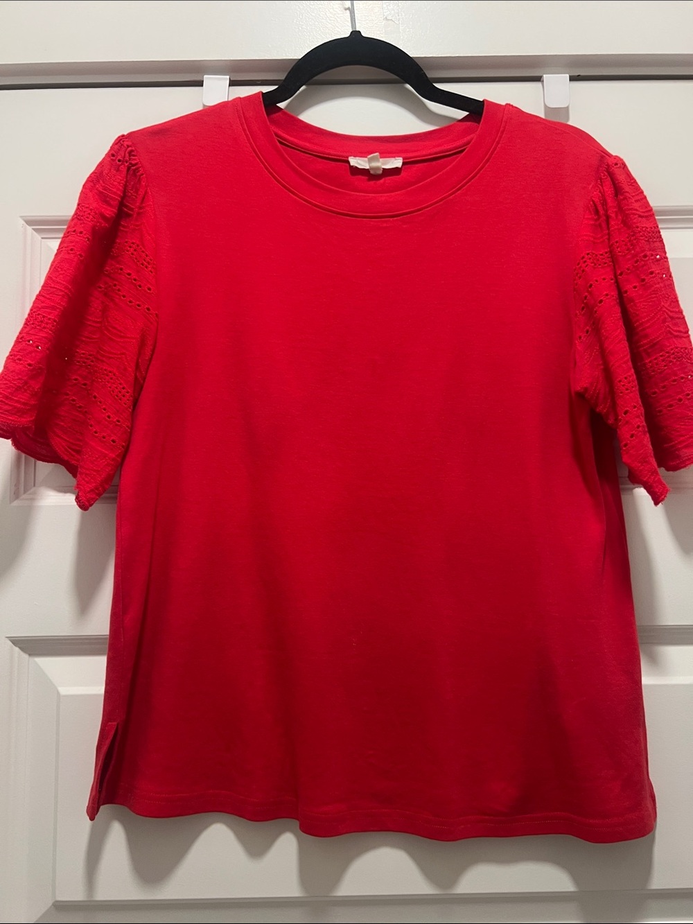 Women’s Red Short Sleeve Eyelet Sleeve Tee